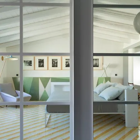 Palazzo Luce Отель Лечче