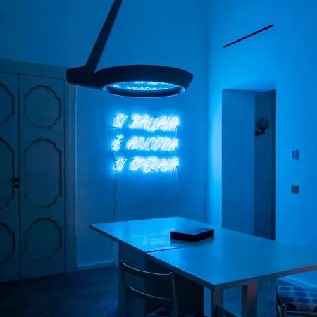 Palazzo Luce Отель Лечче